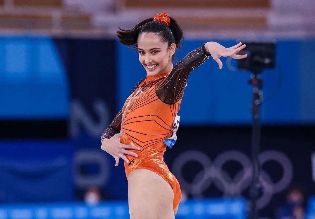 扑克高手为什么一直弃牌（顶级牌手为何频频弃牌？）