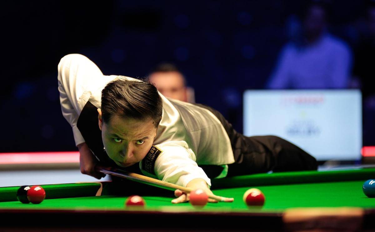 之前与另一 之前与另一