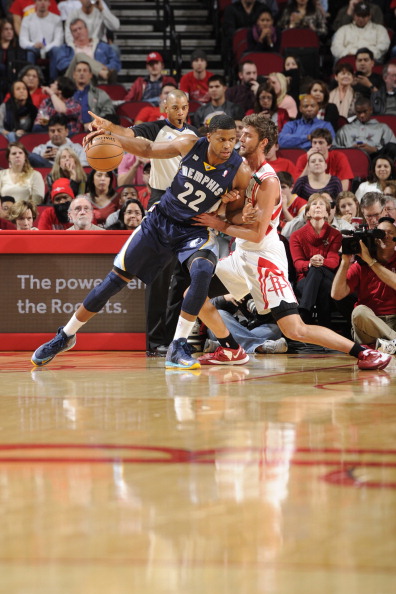 不再轻易放 不再轻易放