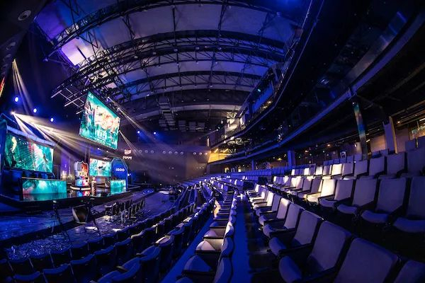 暗战恐怕会 暗战恐怕会