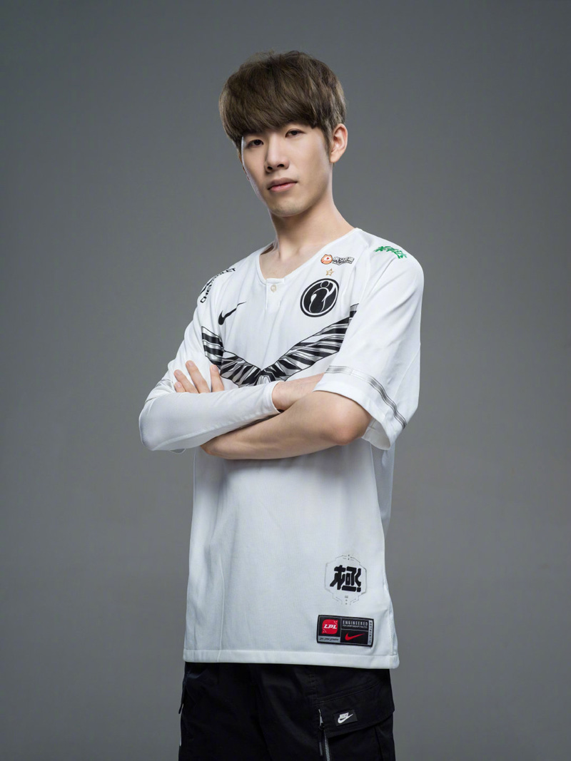 篮板球明显 篮板球明显